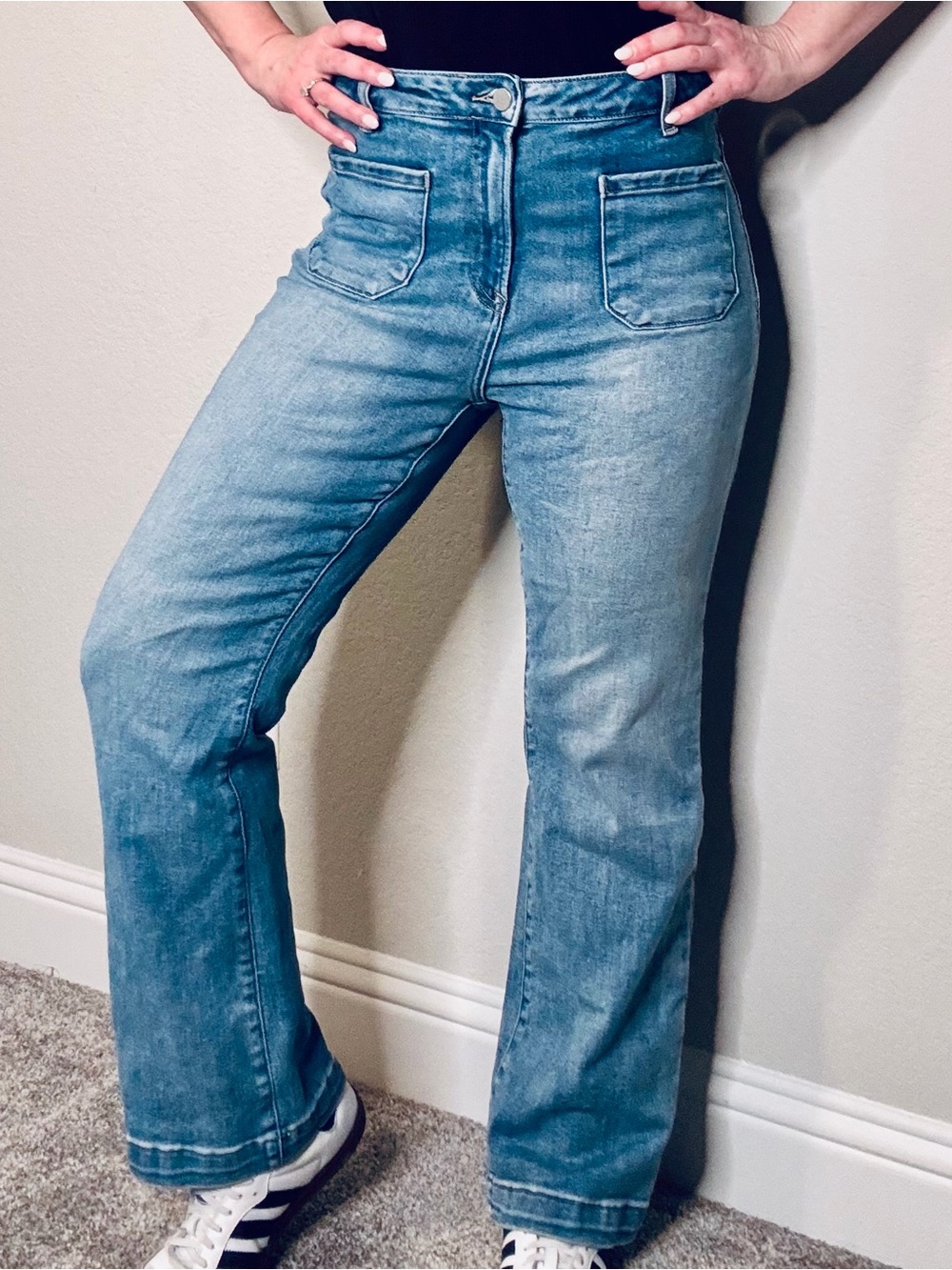 NWOT Risen High Rise Patch Pocket Straight Leg Jeans Sz 13 (31”) Medium Wash